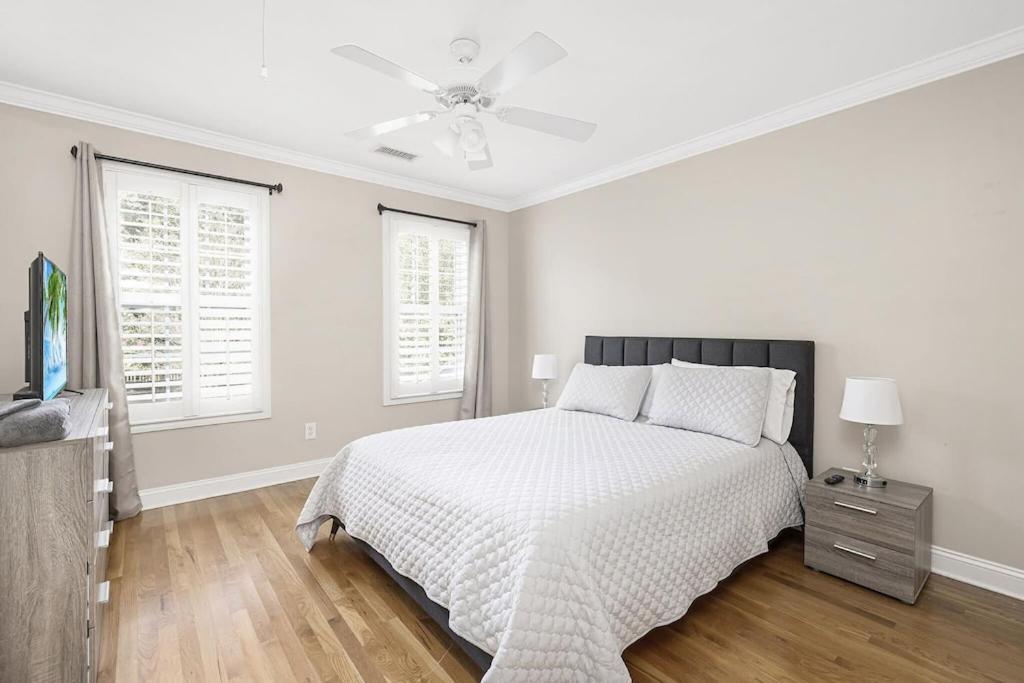 Mckee Manor- South Clt-Matthews-3000 Sq Ft Βίλα Σάρλοτ Εξωτερικό φωτογραφία